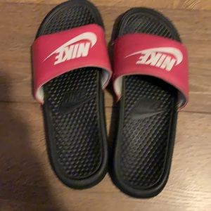 Like new Nike slides
